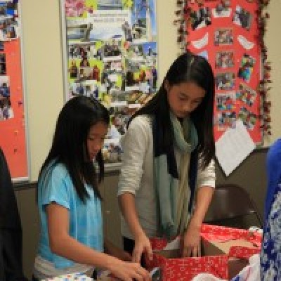 Youth Group helping out at Operation Christmas Child 2014 - a Chinese Community Church of South Bay community service event
