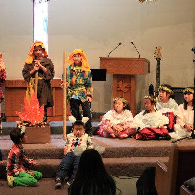 Chinese Community Church of South Bay - Children performing at Christmas Celebration 2014