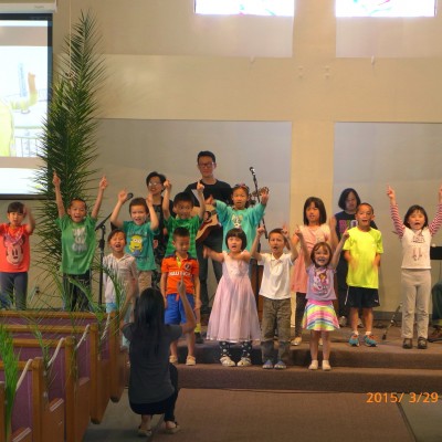 Chinese Community Church of South Bay - Children performing on Palm Sunday 2015